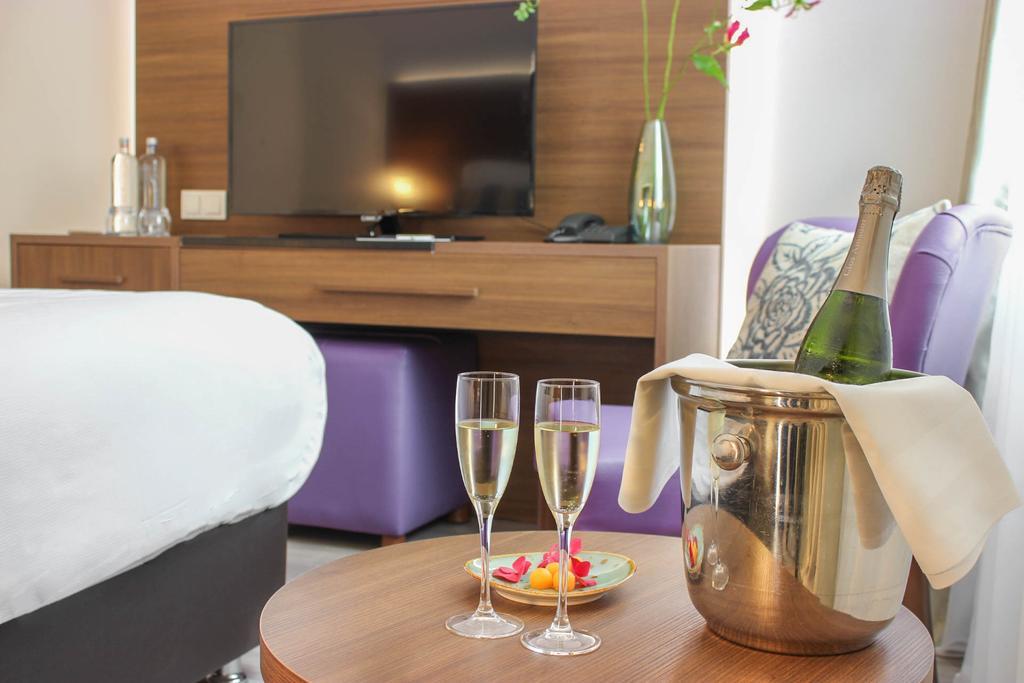 A-Hotel Oosterhout Oosterhout  Kültér fotó